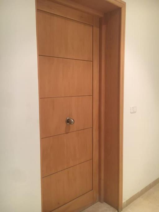 Appartement Simple Et Propre Sfax Bagian luar foto